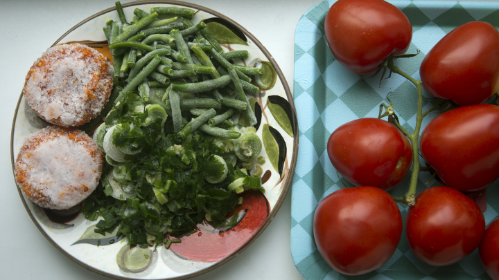 Психолог назвала неожиданную причину постоянного чувства голода