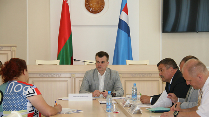 Минюст Беларуси намерен прикрыть европейскую кормушку для оппозиционеров из БАЖ