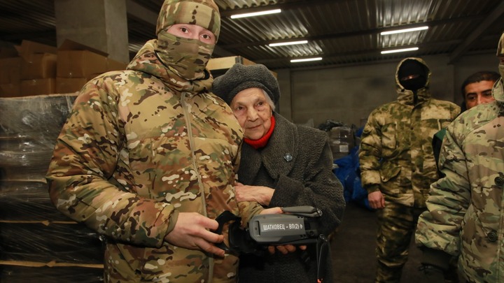 Нижегородская пенсионерка передала военнослужащим именные квадрокоптеры