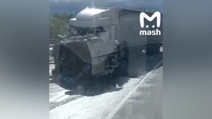 Опубликовано видео с места гибели актера Сергея Пускепалиса в ДТП с фурой
