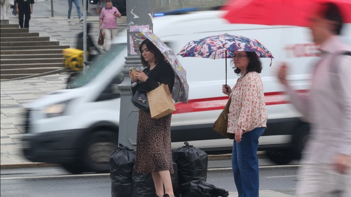 Прошли обыски: Следователи устроили проверки после отравления москвичей едой из службы доставки