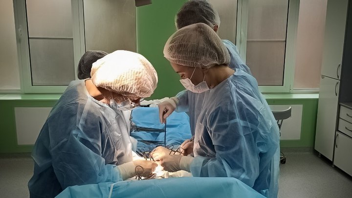 Краснодарские врачи вырезали гигантскую опухоль беременной пациентке из Нигерии