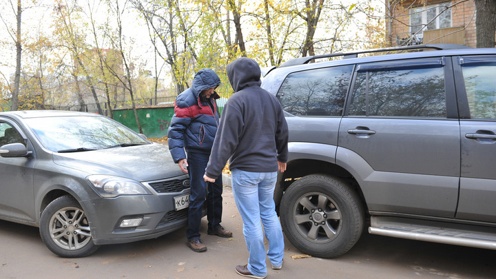 Жители Подмосковья в течение года провоцировали аварии на дорогах