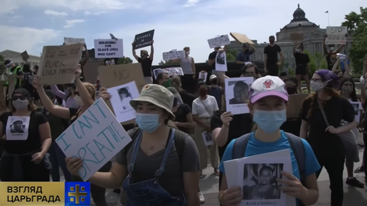 Балабанов знал ещё 20 лет назад: В русском фильме нашли роковое пророчество для США