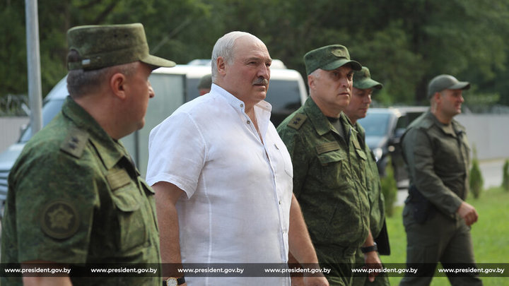 Эксперт Марков задал неудобные вопросы военному командованию Белоруссии