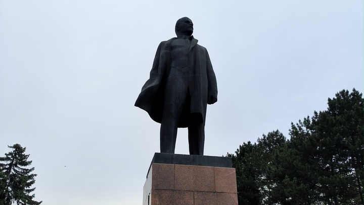 В посёлке Тоншаево подростки подожгли памятник Ленину