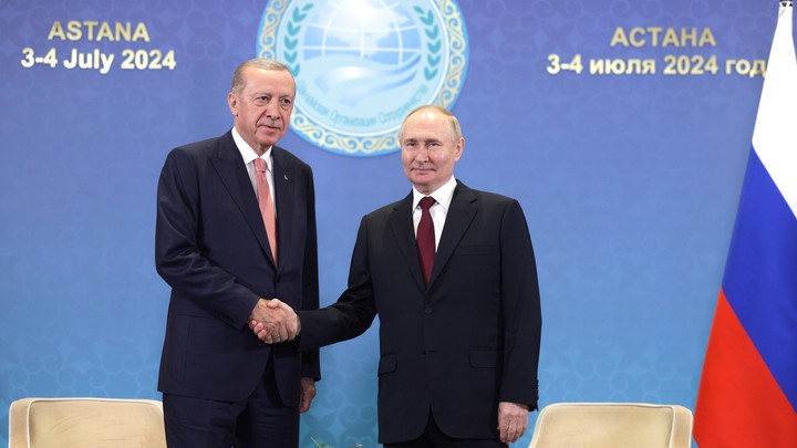 Путин и Эрдоган обсудили последние события в Сирии. Стали известны детали разговора