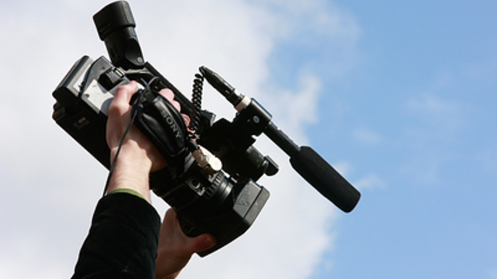 Скандал в США: Сотрудник сената снимал свои извращения с мужчиной в зале заседаний