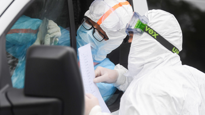 Мыкола, бери вилы и покрышки!: Самолёт с эвакуированными украинцами после протестов летит в Харьков