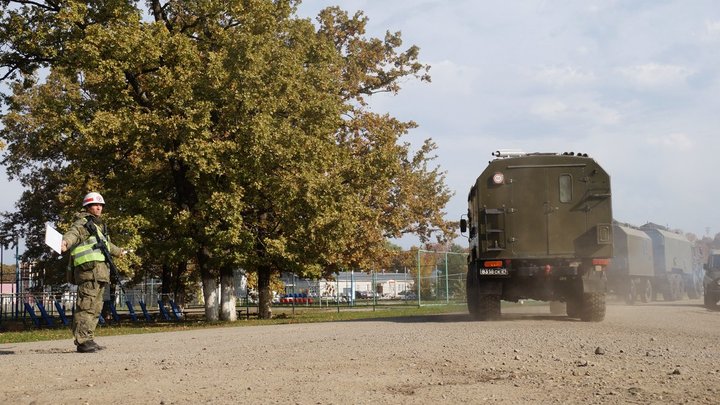 В Крыму разберутся в ситуации с отказом СТО чинить автомобиль русских военных