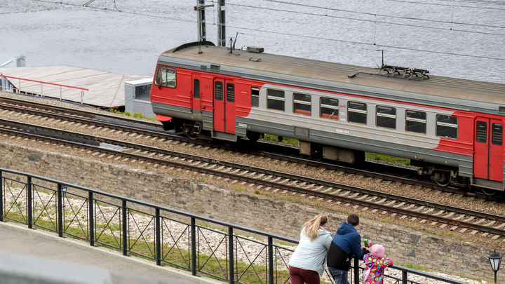 В Перми запустят ночную электричку после концерта группы «Чайф»