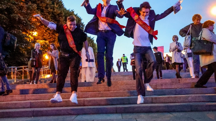 Стоимость выпускного в Москве выросла почти на треть за год