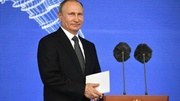 Путин подтвердил готовность к работе с переизбранным лидером Словении