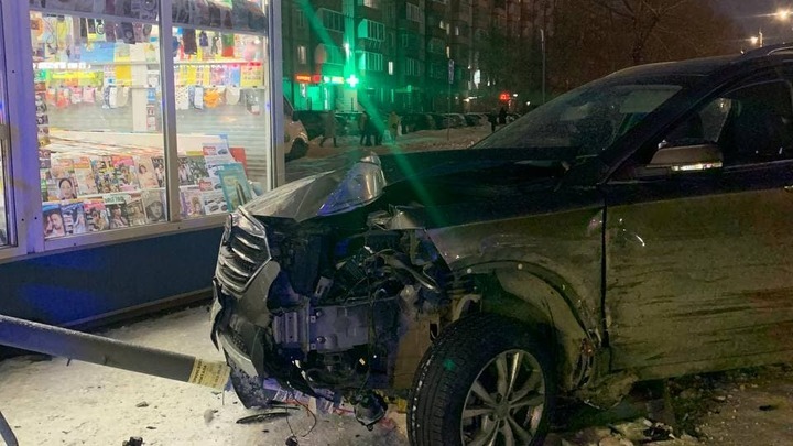Водитель FAW X80 признался, что виноват в гибели женщины на остановке в Челябинске