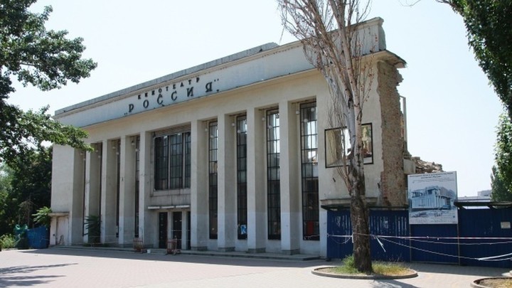 Собственник не собирается восстанавливать снесённый кинотеатр Россия в Ростове