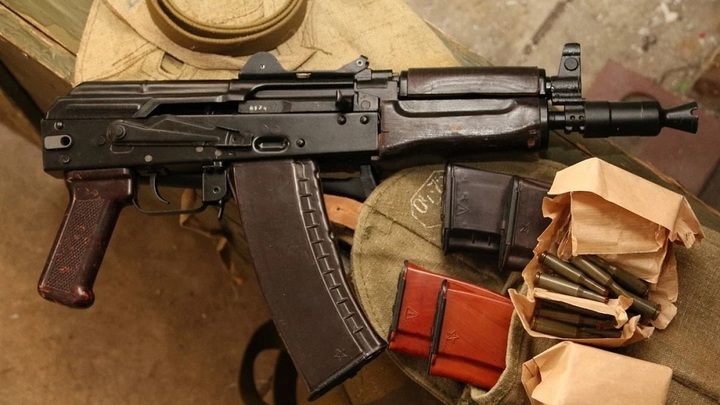 В военкомате Усть-Илимска мужчина выстрелил в военкома