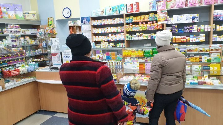 Жители Кемерова пожаловались на отсутствие в аптеках бинтов и йода