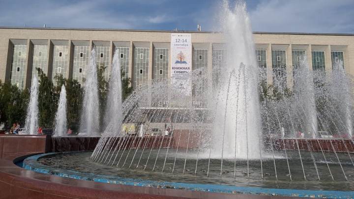 Появились данные о грядущих задержках зарплат в ГПНТБ СО РАН. Что говорят сотрудники?