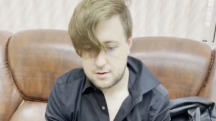 Сотрудника администрации Краснодара заставили извиняться на камеру за неоплату парковки