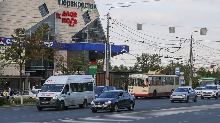 Часть торгового центра в Челябинске продают за 97 млн рублей