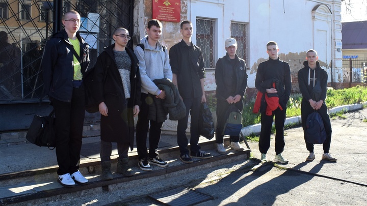 В Иваново состоялись проводы первой группы весенних призывников