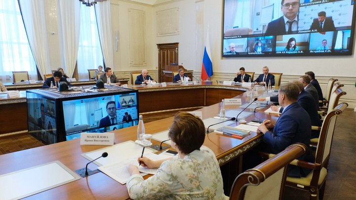 Губернатор Травников поблагодарил сенаторов за поддержку развития знаковых объектов в регионе