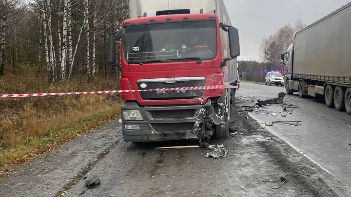 Водитель иномарки спровоцировал массовое ДТП на трассе М-5 в Челябинской области