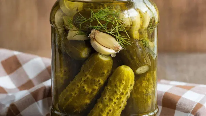 Вас не победить!: Европеец понял силу русских через солёные огурцы