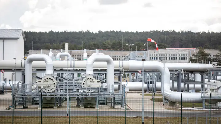 Северный поток - 2 сдадут США с доплатой? Роковая ошибка ЕС: Издержки лягут на простых европейцев