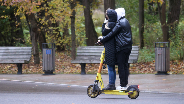 В Петербурге предложили ввести ограничения против электросамокатов