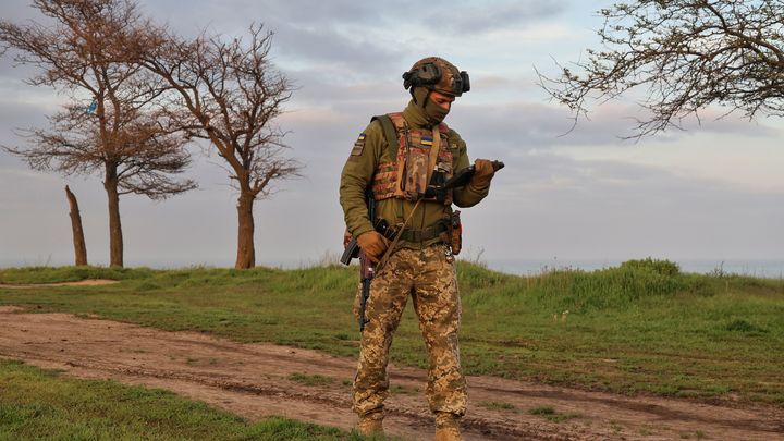 Марков назвал неблагодарным отпущенного русским военным украинского волонтера