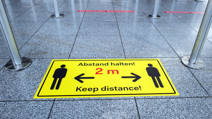 Продлится годы, заразятся миллионы: Вирусолог из США дал свой прогноз по пандемии коронавируса