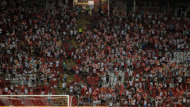 Так Катюшу ещё не пели: В Сеть слили видео из Белграда, от которого мурашки по коже