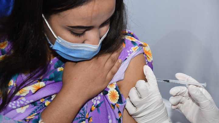 Гинцбург озвучил условие для создания единой вакцины от гриппа и COVID