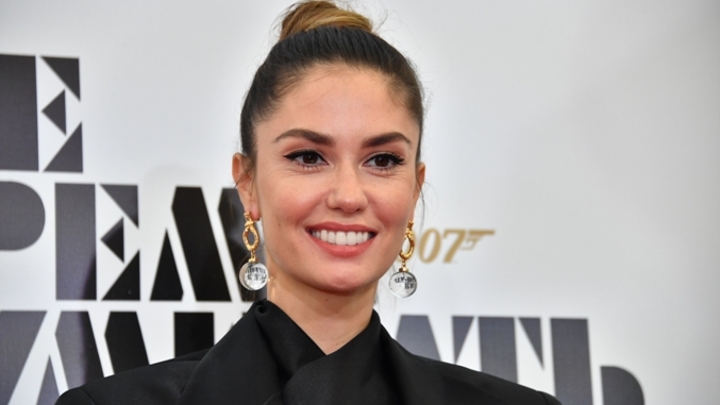 Актриса Муцениеце требует от Павла Прилучного 30% зарплаты в счет алиментов их детям