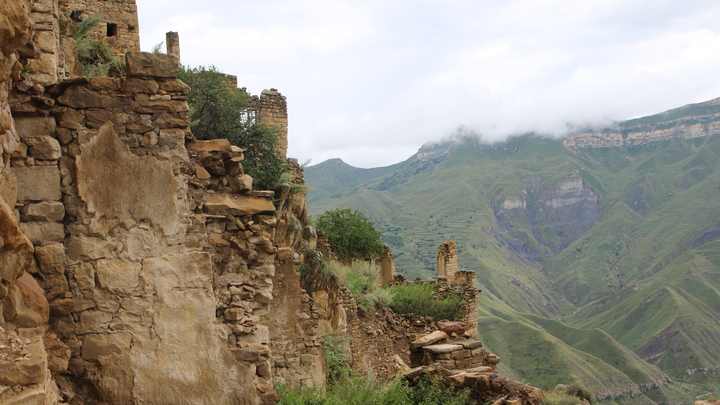 Бывшего премьера Пакистана ранили во время марша
