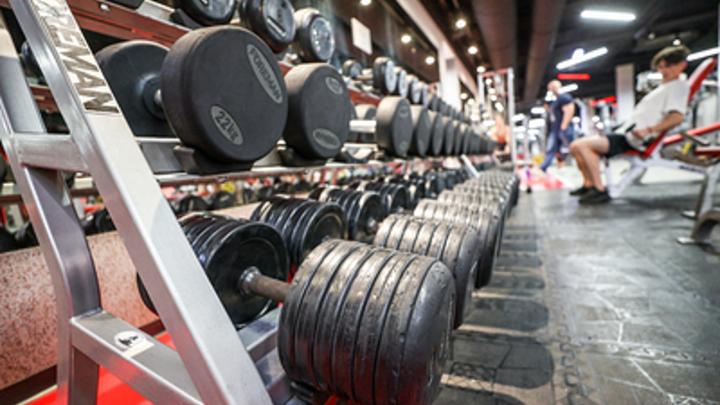 Восьмиклассница из Черепова бросила школу ради пауэрлифтинга