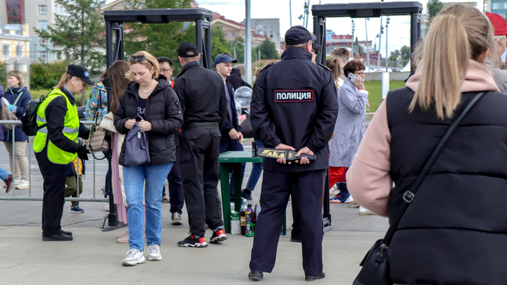 Ради праздника Вишневый спас во Владимире перекроют центр и поставят рамки-металлоискатели