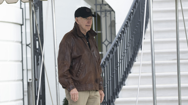 Байден готовит теракт в США? Мария Захарова опубликовала предупреждение