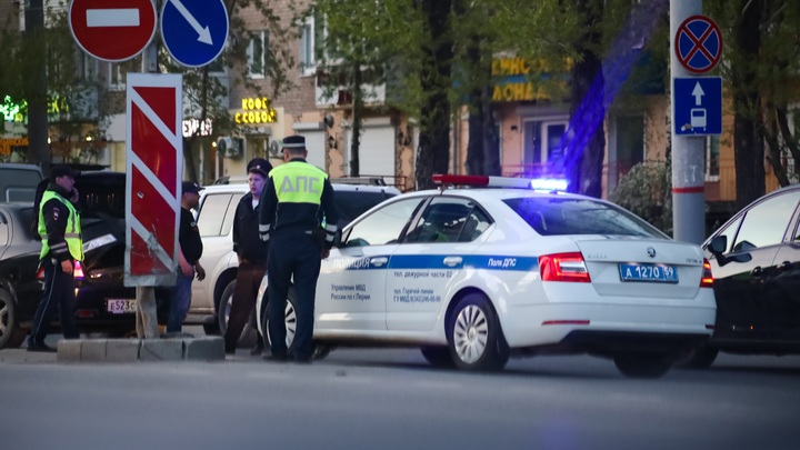 21 водителя оштрафуют за езду по Большой Покровской