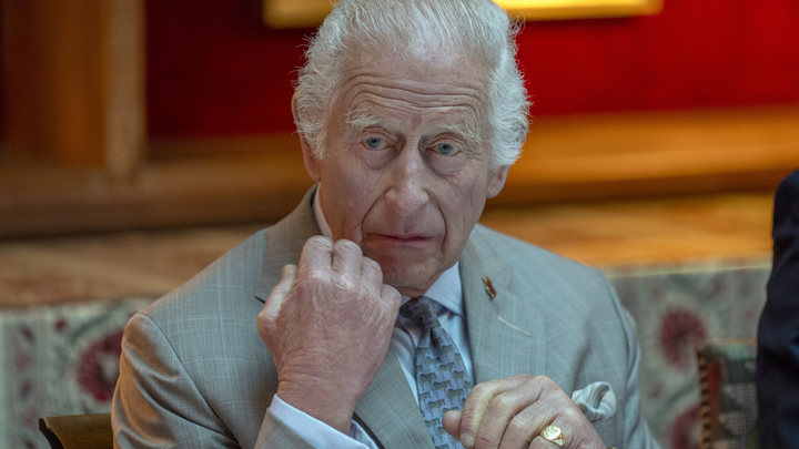 Карл III прекращает лечиться. Принца Уильяма готовят на роль главы сатанинской секты?