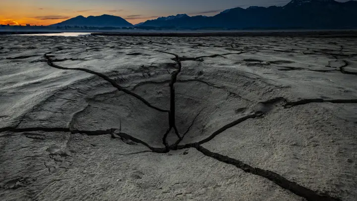 Континент распадается. Учёные предупредили: Приведёт к образованию нового океана