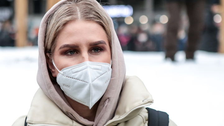 Пошла на новое нарушение: Соболь вывели из зала с оглашения приговора