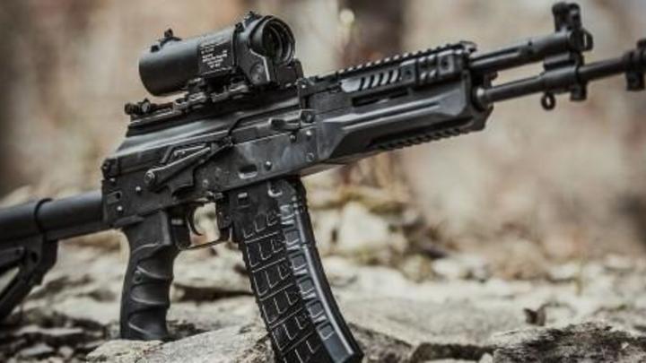 Новейший автомат АК-12 решили доработать после применения его в зоне боевых действий
