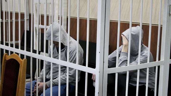 Утопили тело в реке: двух новосибирцев осудили за убийство знакомого