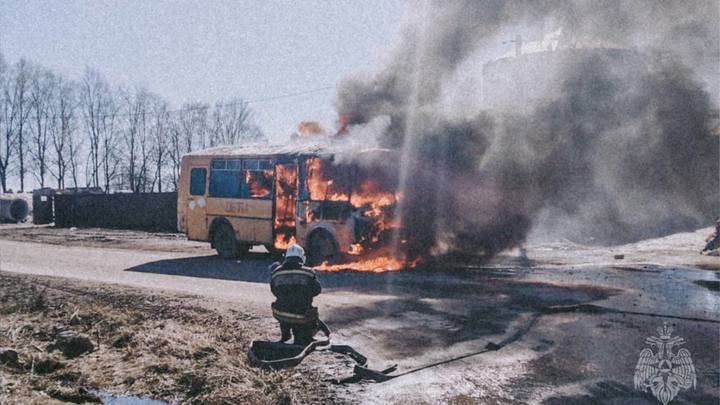 В Ивановской области 7 апреля дотла сгорел школьный автобус