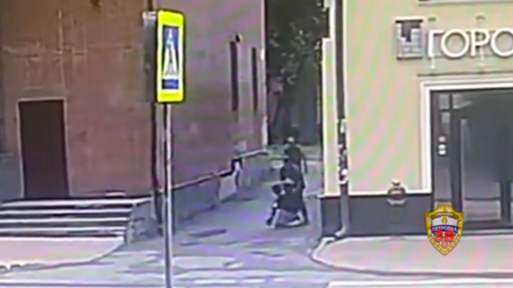 В Сочи задержали подозреваемых в ограблении посетителя кафе в Москве