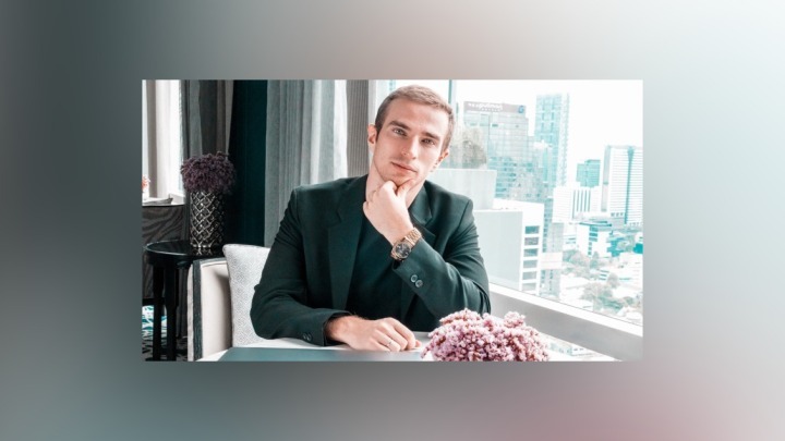 Биография Максима Мернеса: что известно об убитом и воскресшем сыне Сергея Мавроди