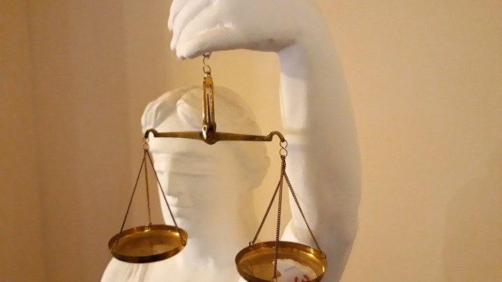 В Краснодаре осудят пятерых человек за продажу поддельных медицинских книжек