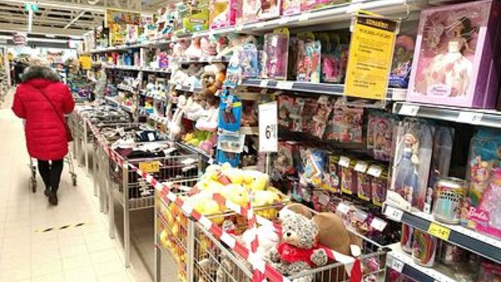 В супермаркете Магнитогорска прямо на рабочем месте умерла продавец